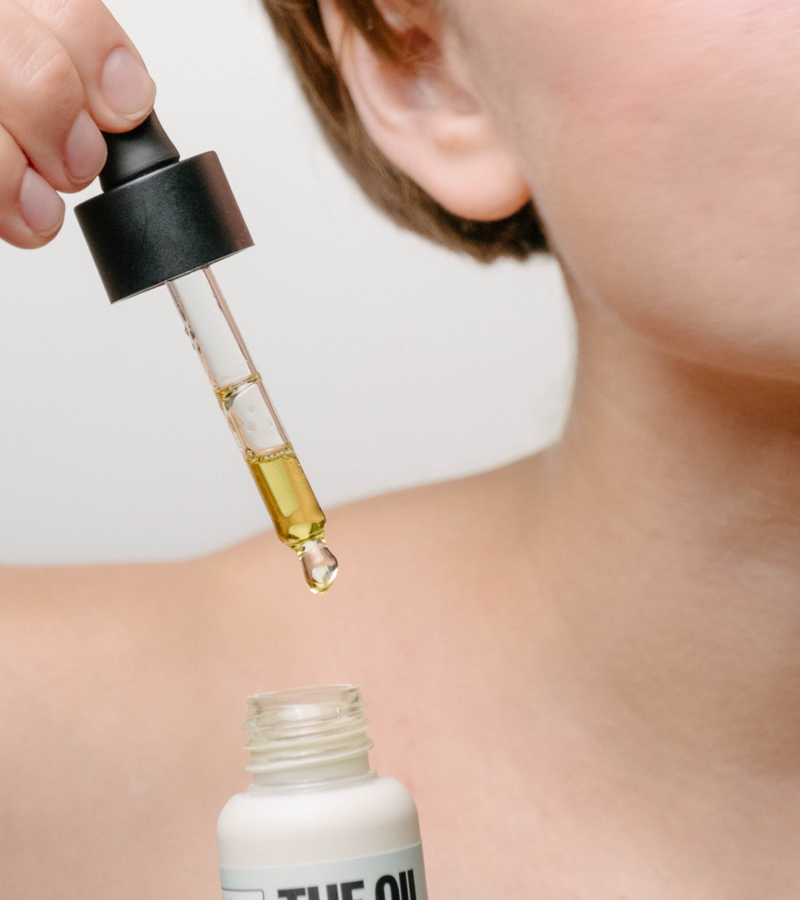 No acne and blackheads, you can’t sit with us.